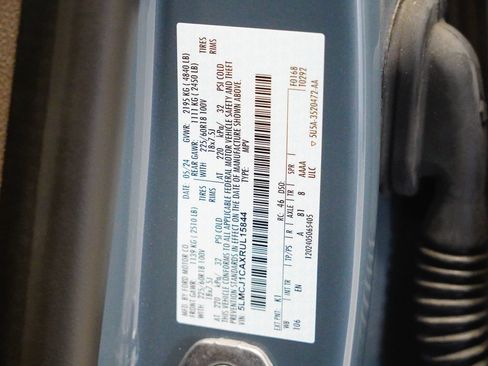 Used 2024 Lincoln Corsair FWD image 33