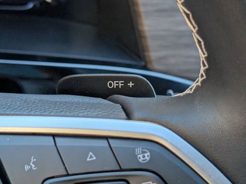 Used 2024 Volkswagen Atlas SEL image 40