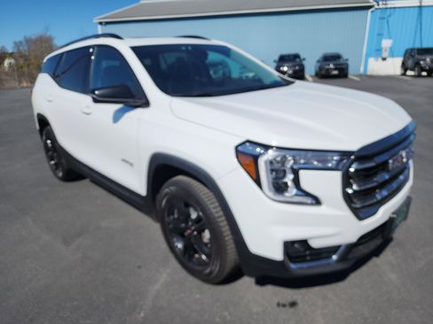 Certified 2023 GMC Terrain AT4 AWD/4WD image 2