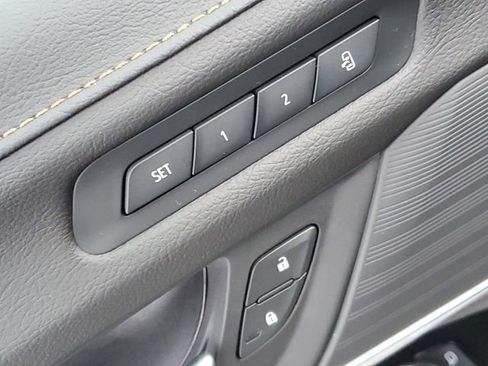 Certified 2025 Cadillac CT4 Sport w/ Climate Package image 28