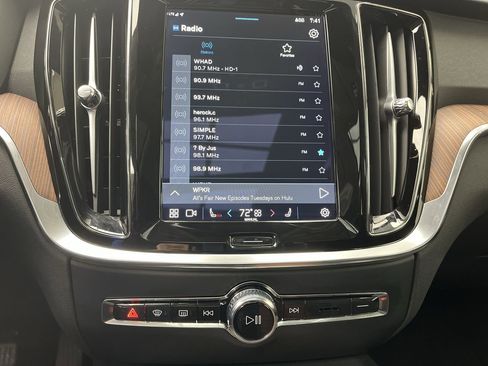 Used 2024 Volvo S60 B5 Plus image 18