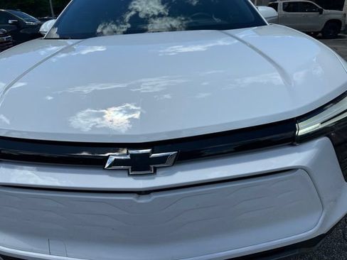 Used 2024 Chevrolet Blazer EV LT AWD/4WD image 10