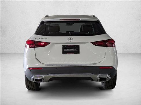 New 2026 Mercedes-Benz GLA 250 image 8