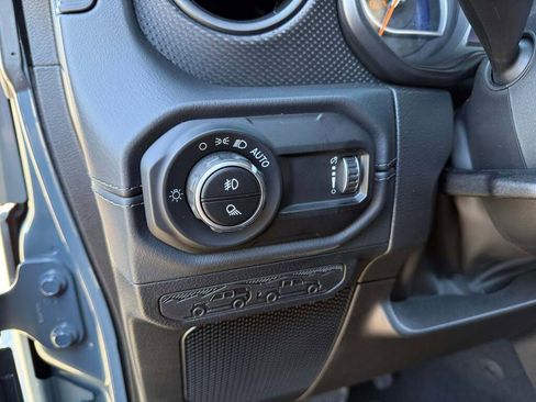 New 2025 Jeep Gladiator Rubicon image 30