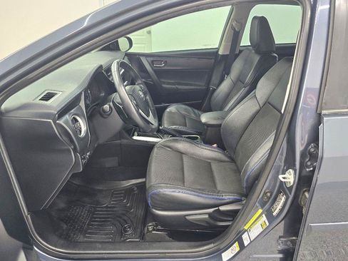Used 2018 Toyota Corolla SE FWD image 10