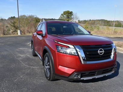 Used 2022 Nissan Pathfinder Platinum w/ Cargo Package