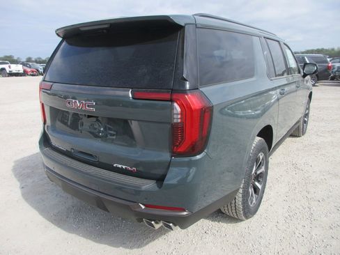 New 2026 GMC Yukon XL AT4 Ultimate image 4