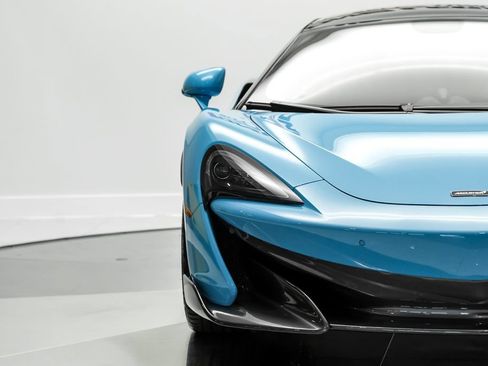 Used 2019 McLaren 600LT RWD image 36