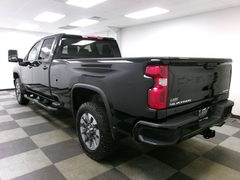 Used 2024 Chevrolet Silverado 2500 Custom w/ Custom Value Package AWD/4WD image 2