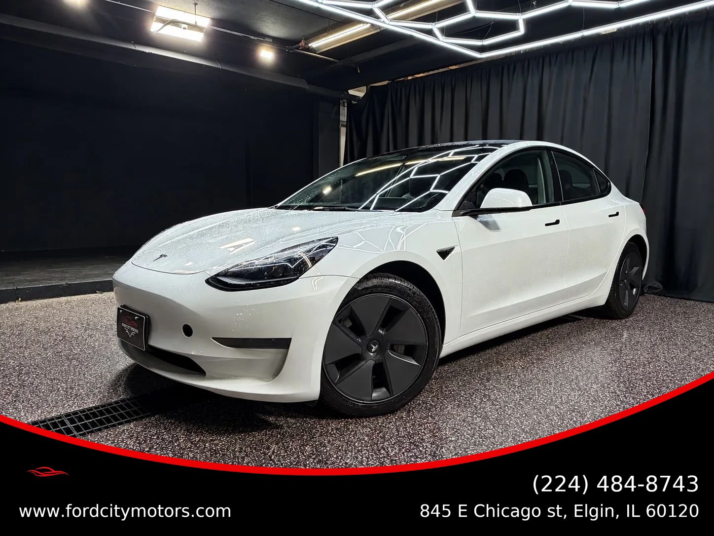 Used 2023 Tesla Model 3 Standard Range RWD image 1