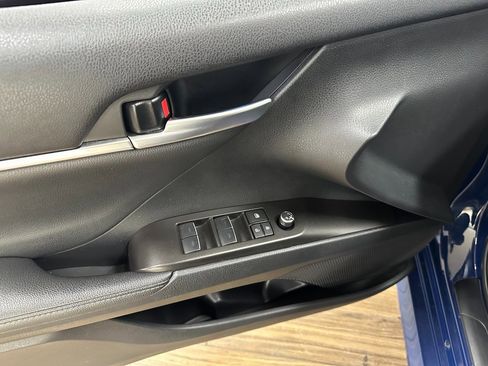 Used 2024 Toyota Camry XLE image 11