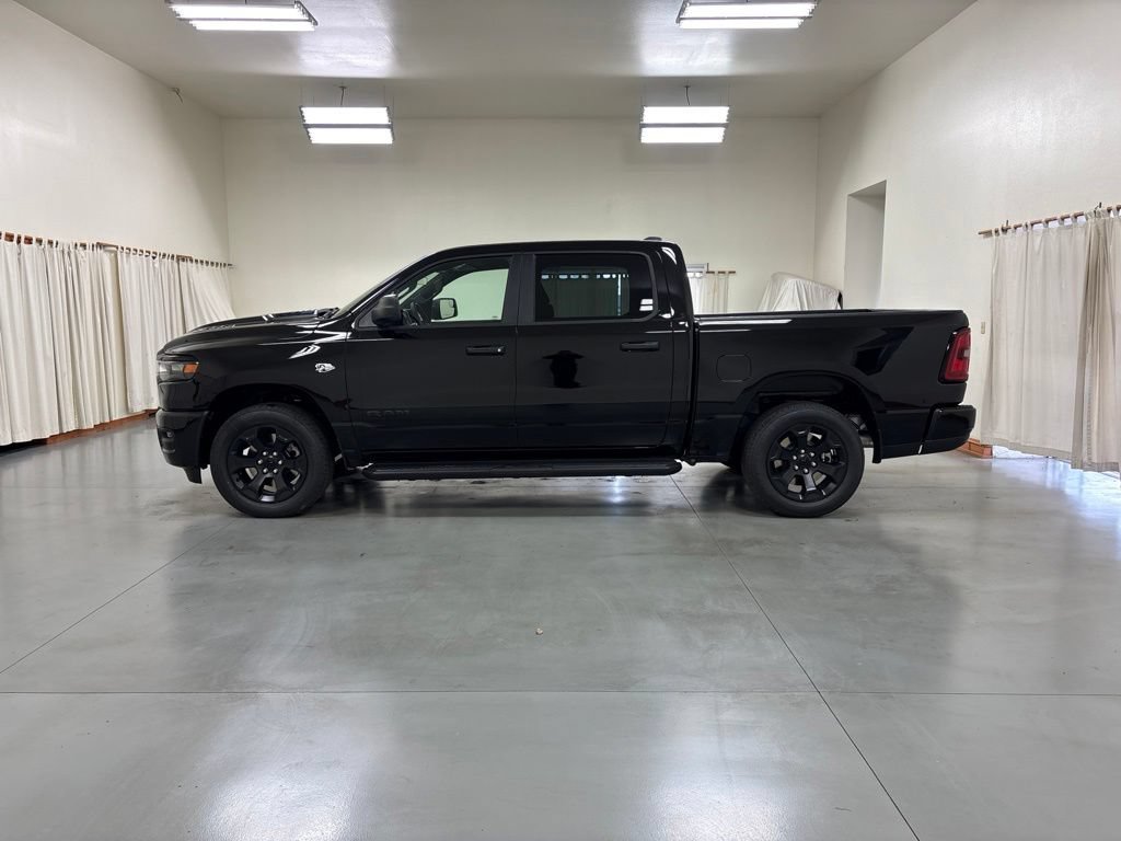 New 2026 RAM 1500 Express AWD/4WD image 5