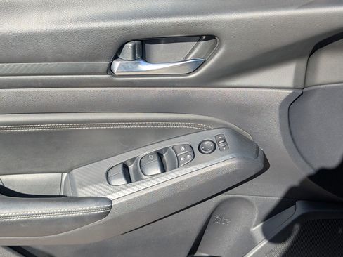 Used 2020 Nissan Altima 2.5 S w/ Driver Assist Package image 16