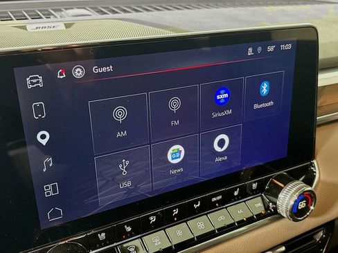 Certified 2025 GMC Canyon Denali AWD/4WD image 18