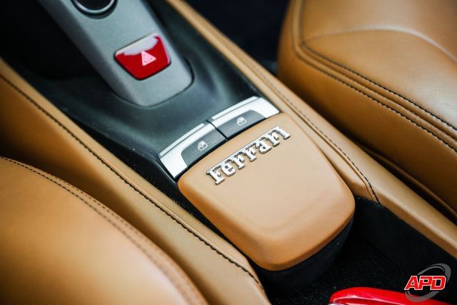 Used 2018 Ferrari 488 GTB RWD image 18