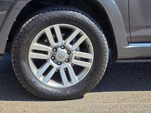 Used 2013 Toyota 4Runner Limited image 37