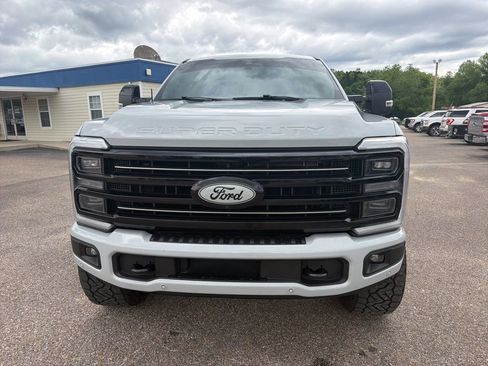 Used 2026 Ford F250 Platinum AWD/4WD image 3