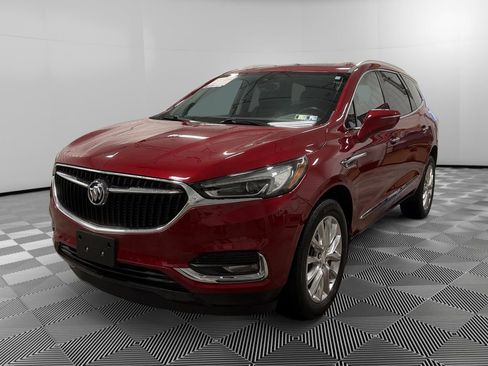 Used 2021 Buick Enclave Premium w/ Sun and Sites Package image 3