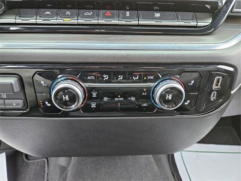 Used 2025 GMC Sierra 1500 SLT image 23