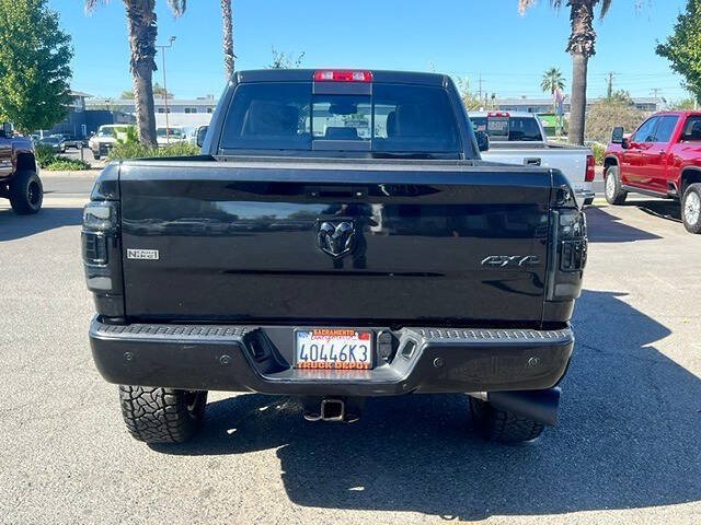 Used 2018 RAM 2500 Big Horn w/ Sport Appearance Group AWD/4WD image 9