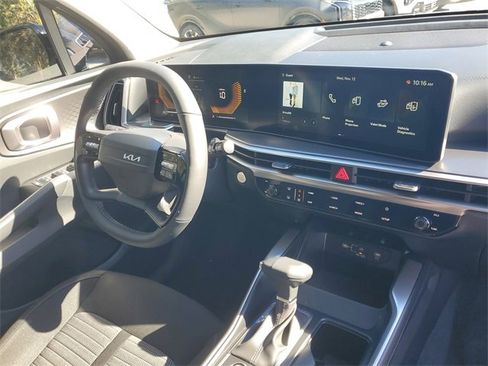 New 2026 Kia Sorento LX image 8