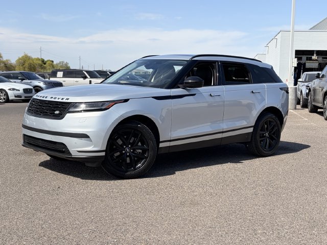 Used 2024 Land Rover Range Rover Velar S AWD/4WD image 2