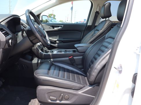 Used 2024 Ford Edge SEL w/ Convenience Package AWD/4WD image 9