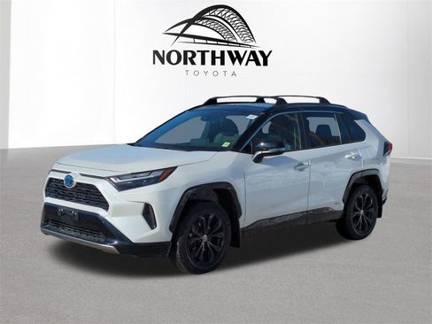 Used 2022 Toyota RAV4 XSE image 6