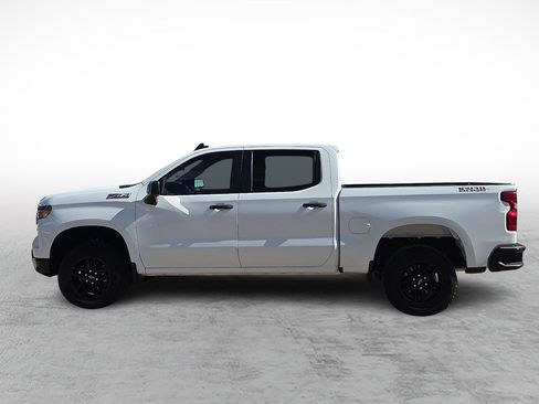 Used 2025 Chevrolet Silverado 1500 Custom Trail Boss AWD/4WD image 6