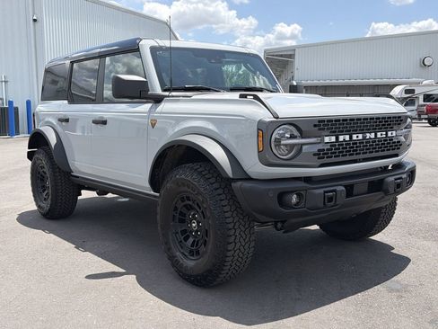 New 2026 Ford Bronco Badlands AWD/4WD image 2