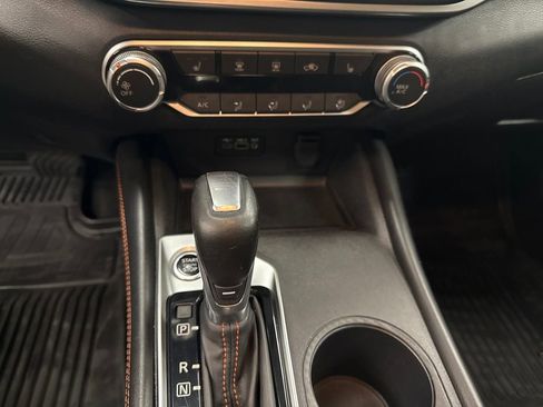 Used 2022 Nissan Altima 2.5 SR w/ Midnight Edition Package image 19