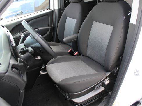 Used 2021 RAM ProMaster City Tradesman SLT w/ Window Group 05 image 16