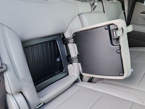 New 2026 GMC Sierra 1500 SLT w/ SLT Premium Plus Package image 47