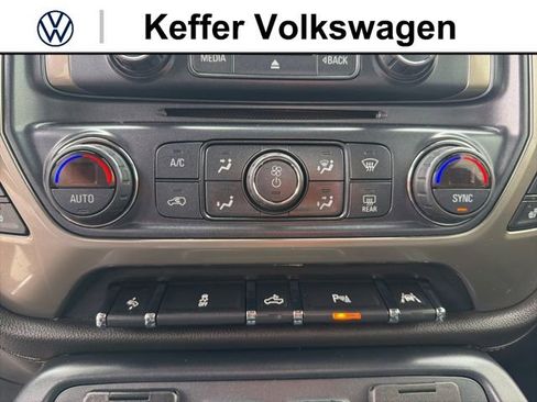Used 2018 Chevrolet Silverado 1500 High Country AWD/4WD image 21