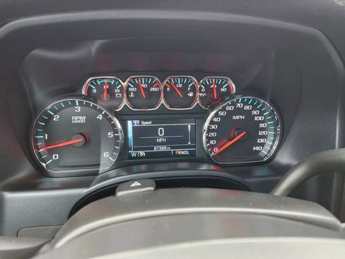 Used 2018 Chevrolet Silverado 1500 LT w/ All Star Edition image 17