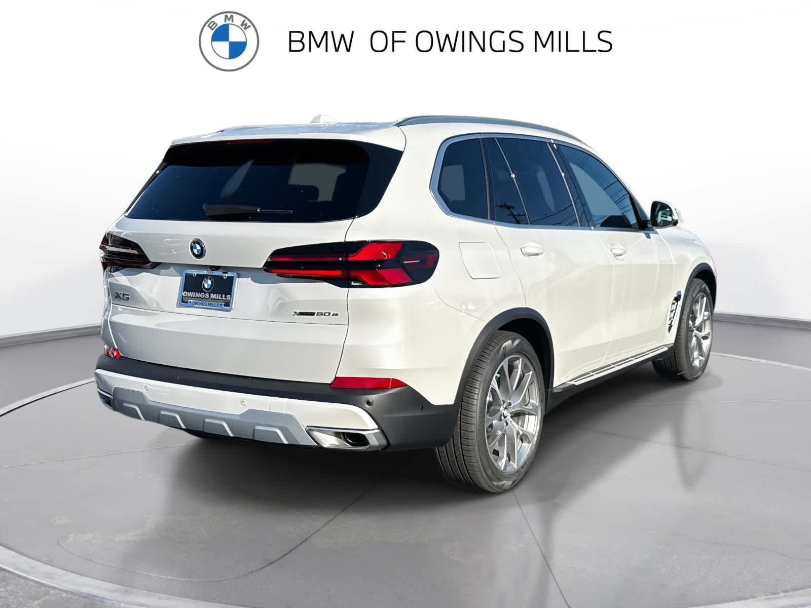 Used 2026 BMW X5 xDrive50e w/ Premium Package AWD/4WD image 9