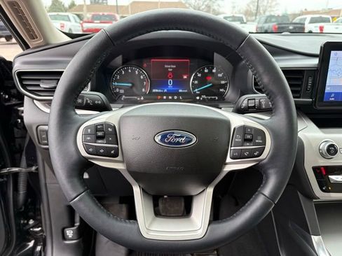Used 2023 Ford Explorer XLT w/ Equipment Group 202A image 25