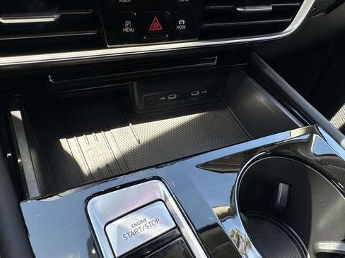 New 2026 Volkswagen Atlas SE FWD image 8