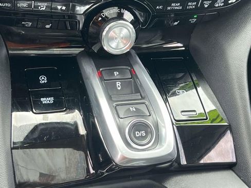 Used 2023 Acura MDX SH-AWD image 33