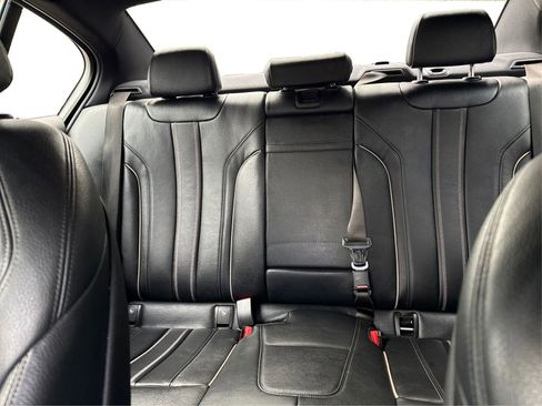 Used 2018 BMW 530i xDrive w/ Premium Package AWD/4WD image 15