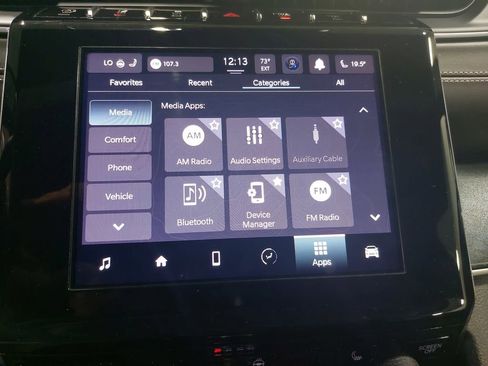 Used 2023 Jeep Grand Cherokee Altitude AWD/4WD image 22