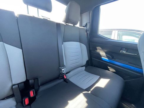 Used 2025 Toyota Tacoma TRD Off-Road image 35