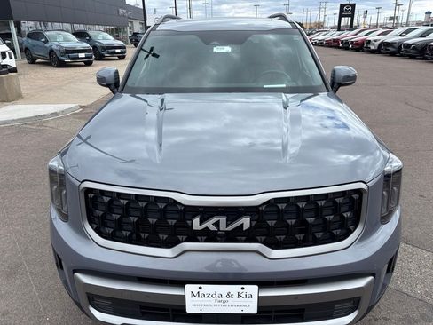 Used 2023 Kia Telluride SX Prestige X-Pro AWD/4WD image 2