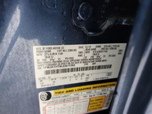 Used 2020 Ford Expedition Max XLT w/ Equipment Group 201A RWD image 22