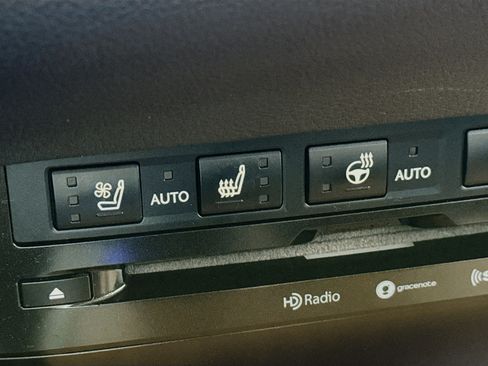 Used 2019 Lexus ES 350 w/ Accessory Package 2 FWD image 4