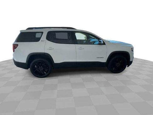 Certified 2023 GMC Acadia SLT w/ Elevation Edition AWD/4WD image 9