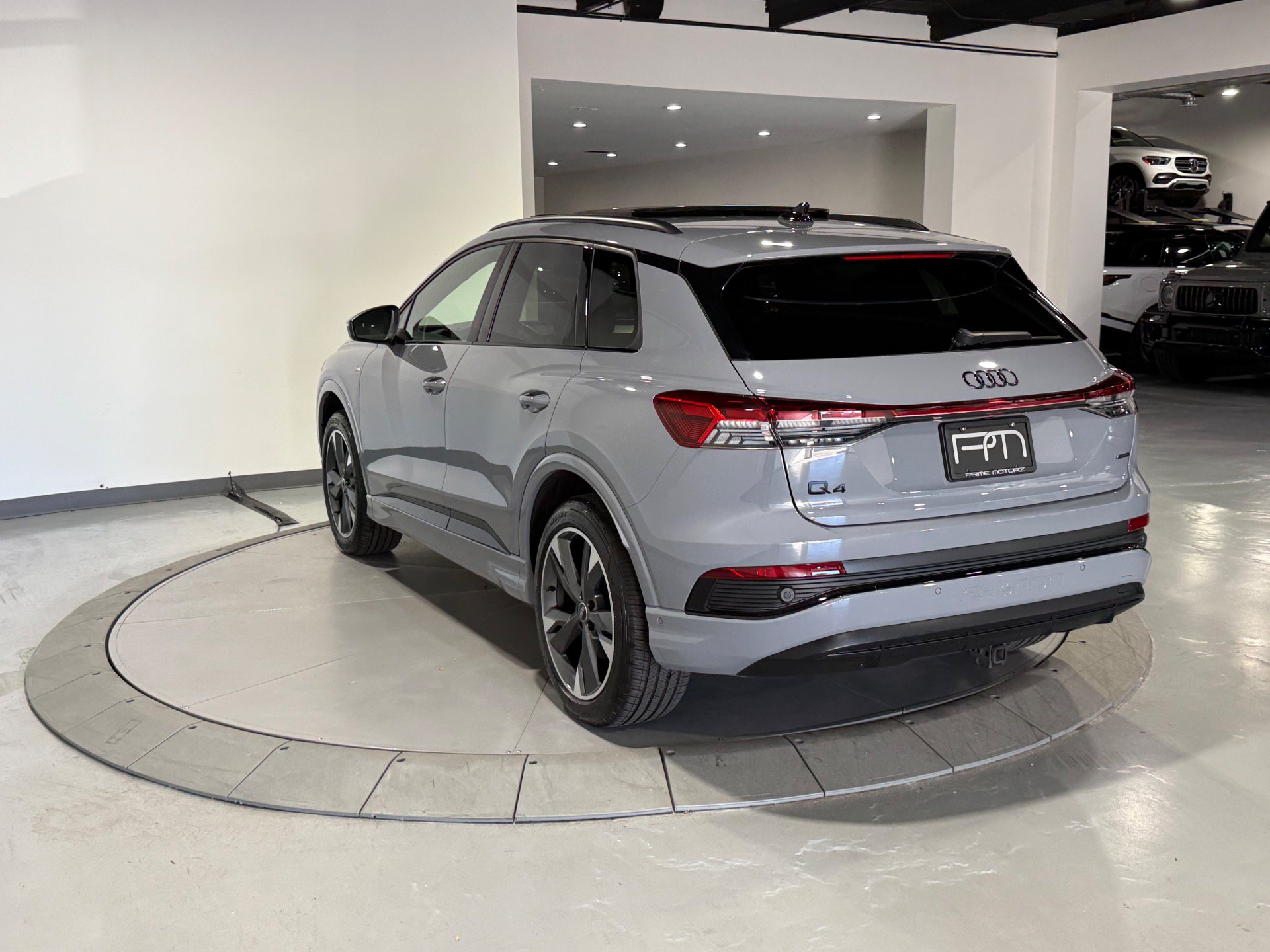 Used 2023 Audi Q4 e-tron Premium Plus w/ Premium Plus AWD/4WD image 14
