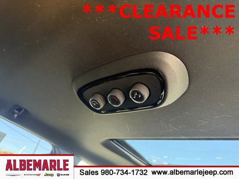 Used 2024 Dodge Durango GT image 42