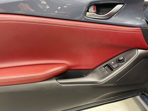 Used 2020 MAZDA MX-5 Miata RF Grand Touring RWD image 17