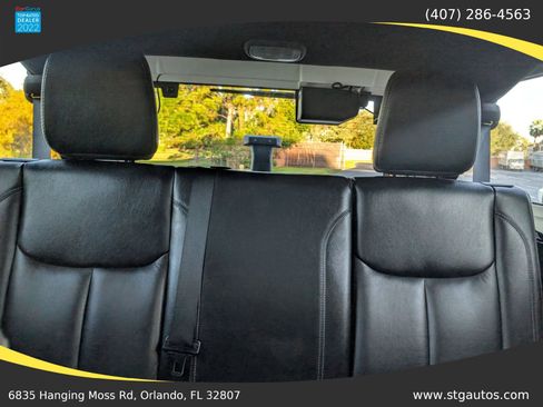 Used 2016 Jeep Wrangler Unlimited Sahara w/ Connectivity Group image 23